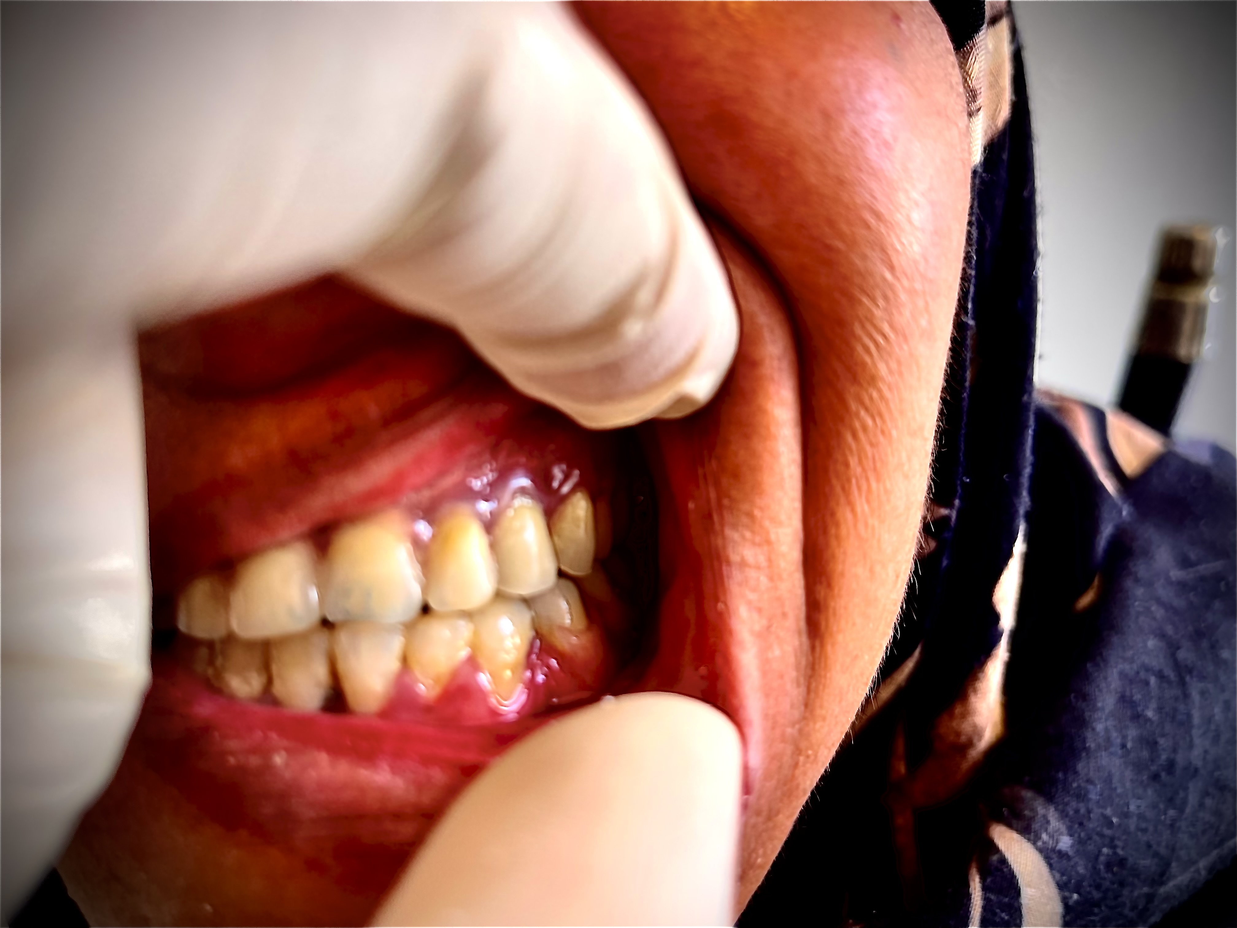 لابراتوار دندانسازی تبسم